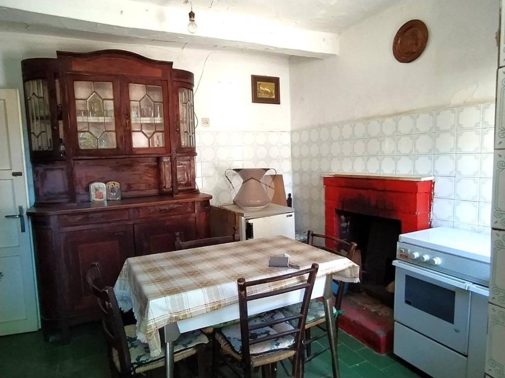 casa indipendente in vendita ad Arcinazzo Romano