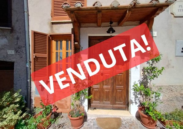 casa indipendente in vendita ad Arcinazzo Romano