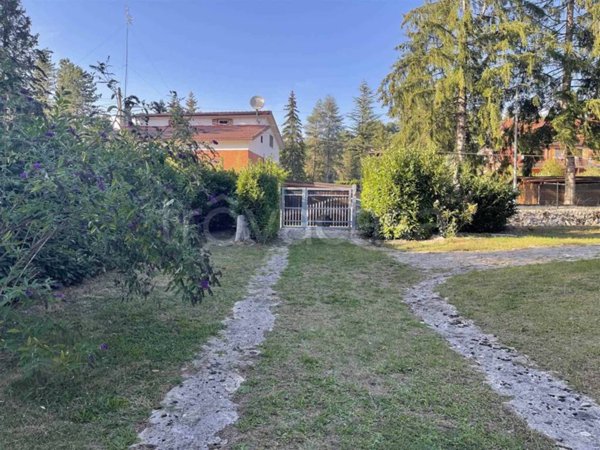 appartamento in vendita ad Arcinazzo Romano in zona Altipiani di Arcinazzo