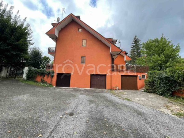 appartamento in vendita ad Arcinazzo Romano in zona Altipiani di Arcinazzo