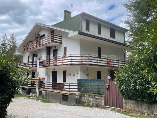 appartamento in vendita ad Arcinazzo Romano in zona Altipiani di Arcinazzo