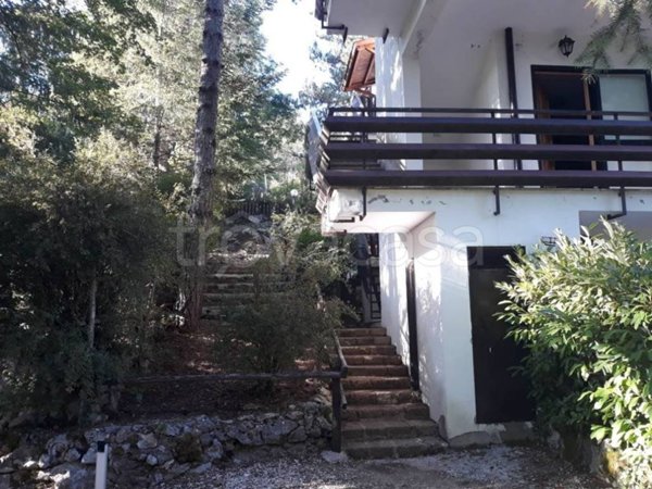 appartamento in vendita ad Arcinazzo Romano in zona Altipiani di Arcinazzo