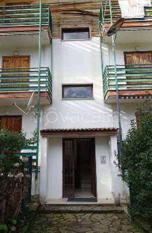 appartamento in vendita ad Arcinazzo Romano in zona Altipiani di Arcinazzo