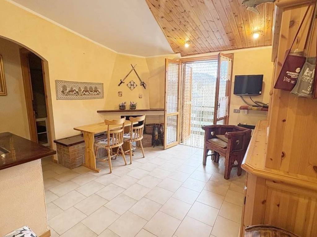 appartamento in vendita ad Arcinazzo Romano in zona Altipiani di Arcinazzo