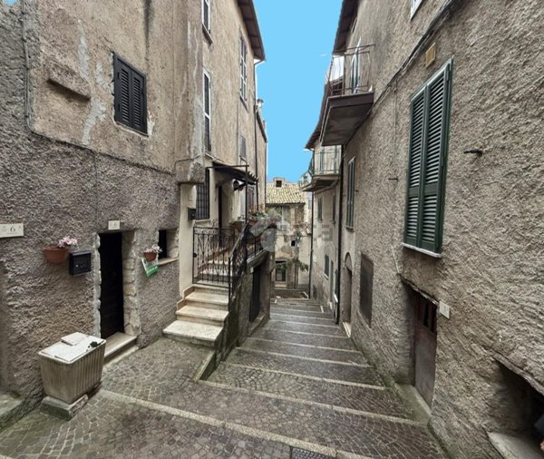 appartamento in vendita ad Arcinazzo Romano