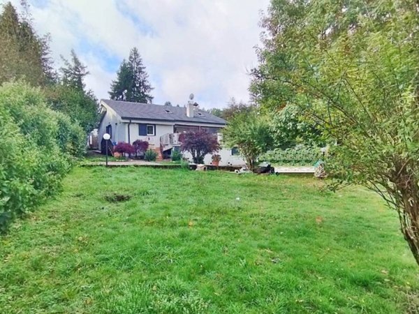 casa indipendente in vendita ad Arcinazzo Romano in zona Altipiani di Arcinazzo