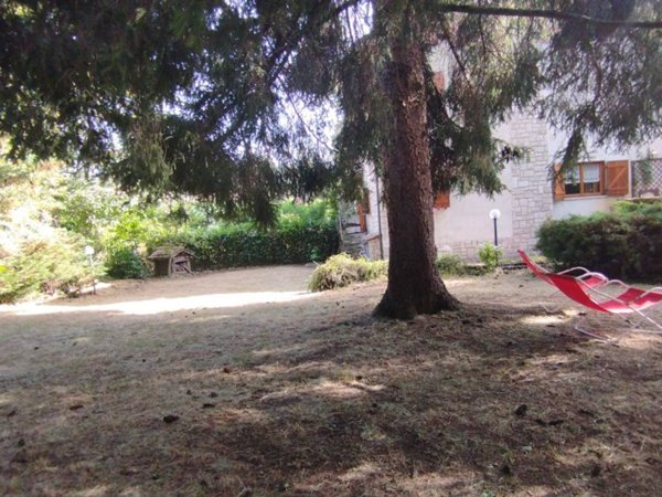 casa indipendente in vendita ad Arcinazzo Romano in zona Altipiani di Arcinazzo