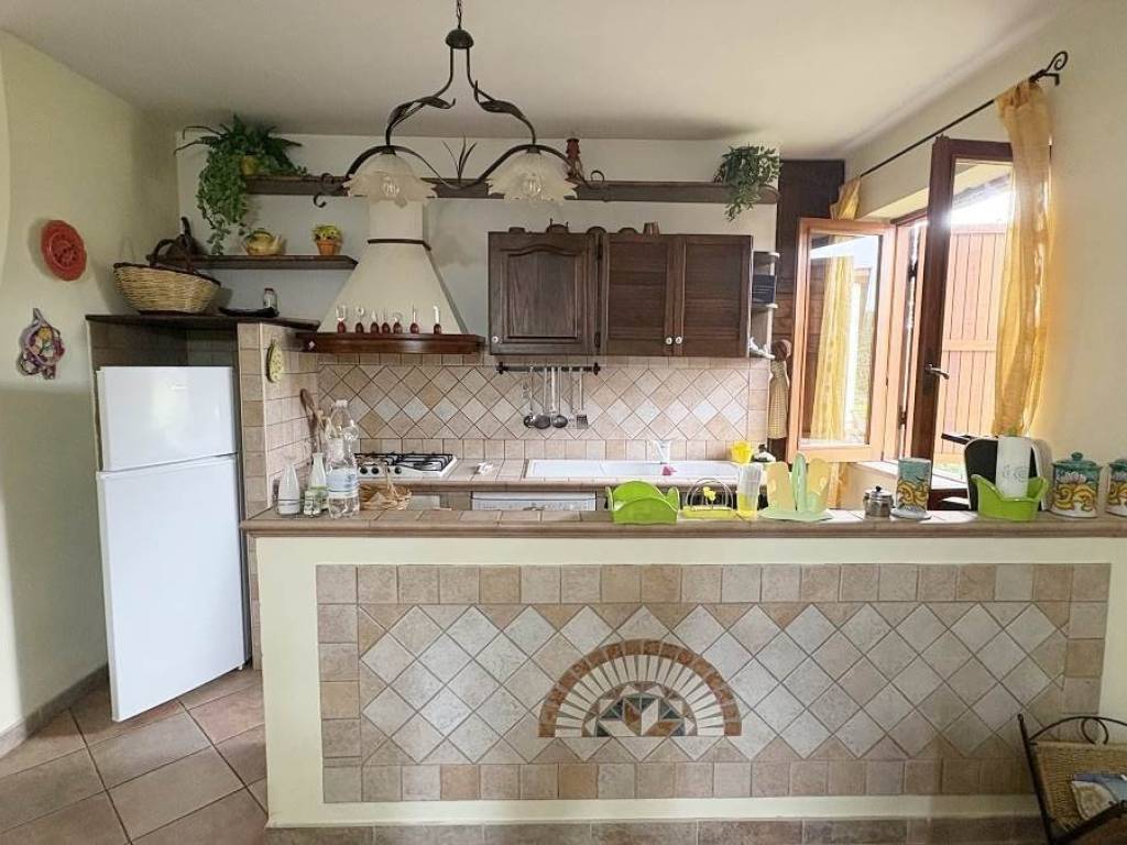 casa indipendente in vendita ad Arcinazzo Romano in zona Altipiani di Arcinazzo