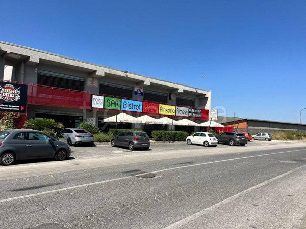 negozio in vendita ad Ariccia