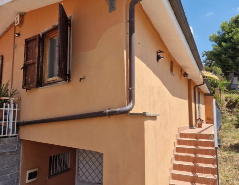 casa indipendente in vendita ad Ariccia