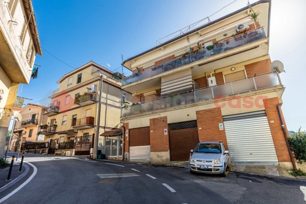 appartamento in vendita ad Ariccia