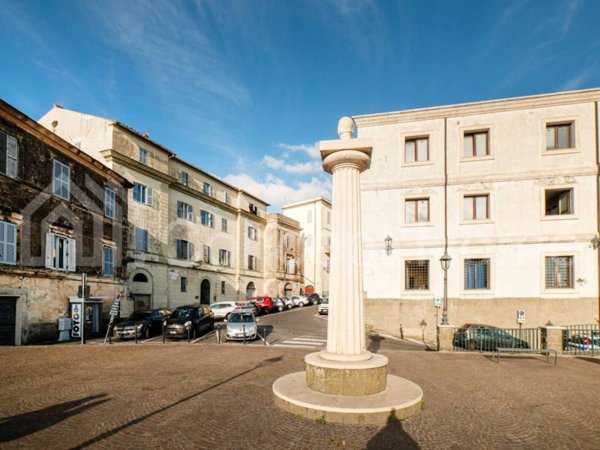 negozio in vendita ad Ariccia