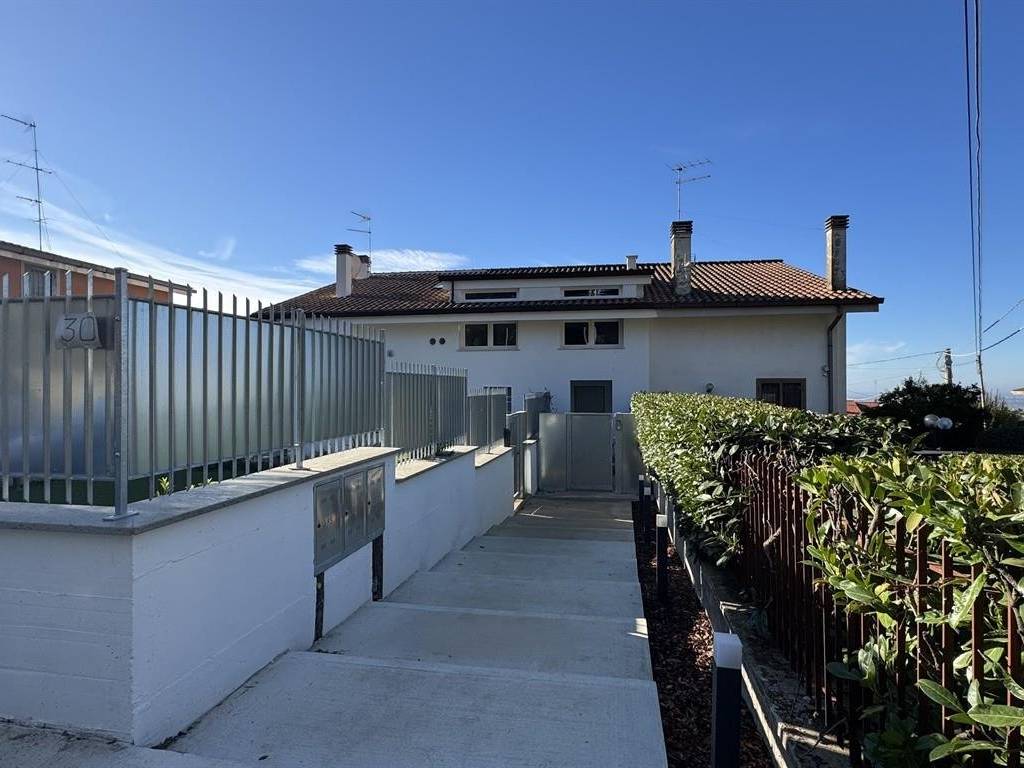 appartamento in vendita ad Ariccia