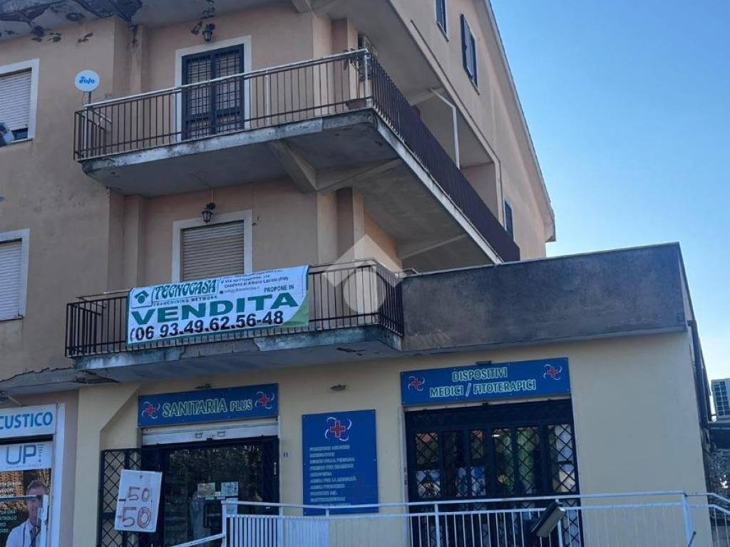 appartamento in vendita ad Ariccia in zona Fontana di Papa