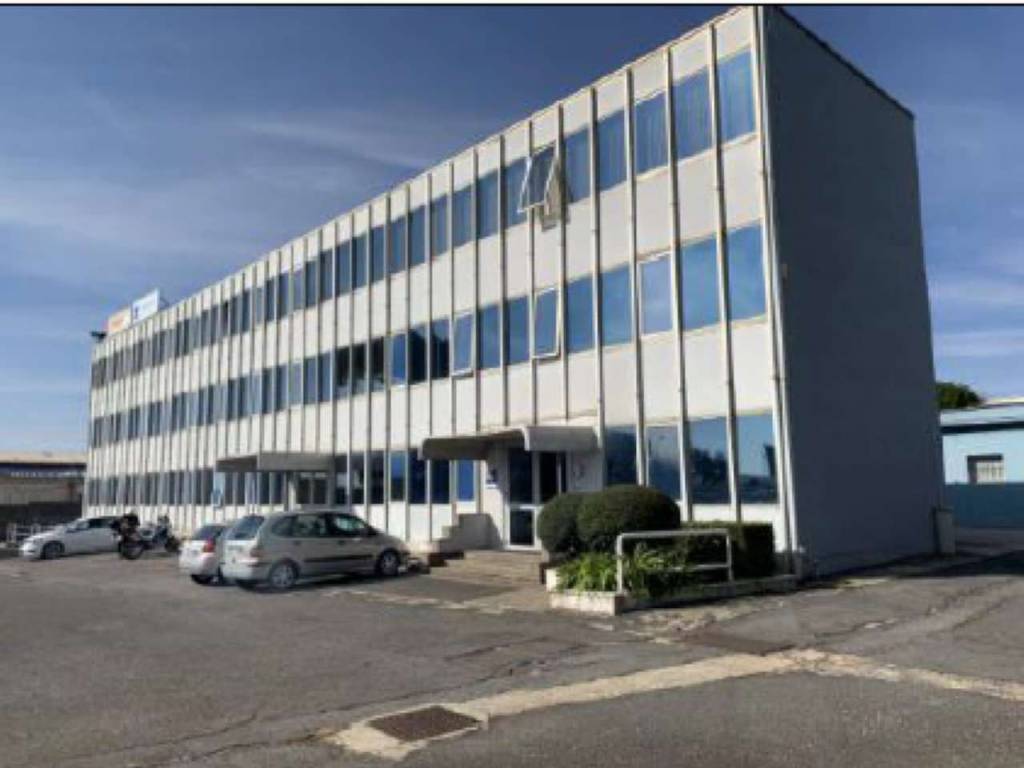 ufficio in vendita ad Ariccia
