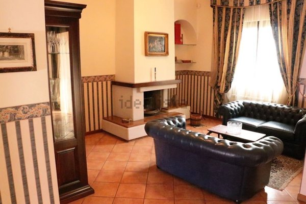 casa indipendente in vendita ad Ariccia