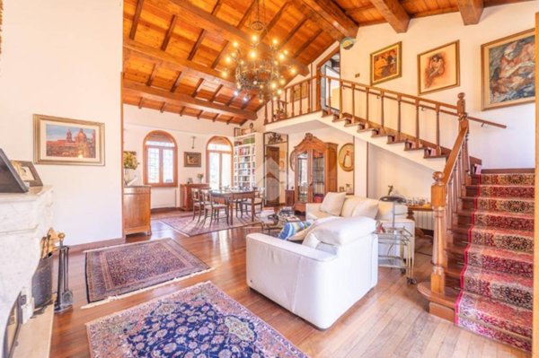 casa indipendente in vendita ad Ariccia
