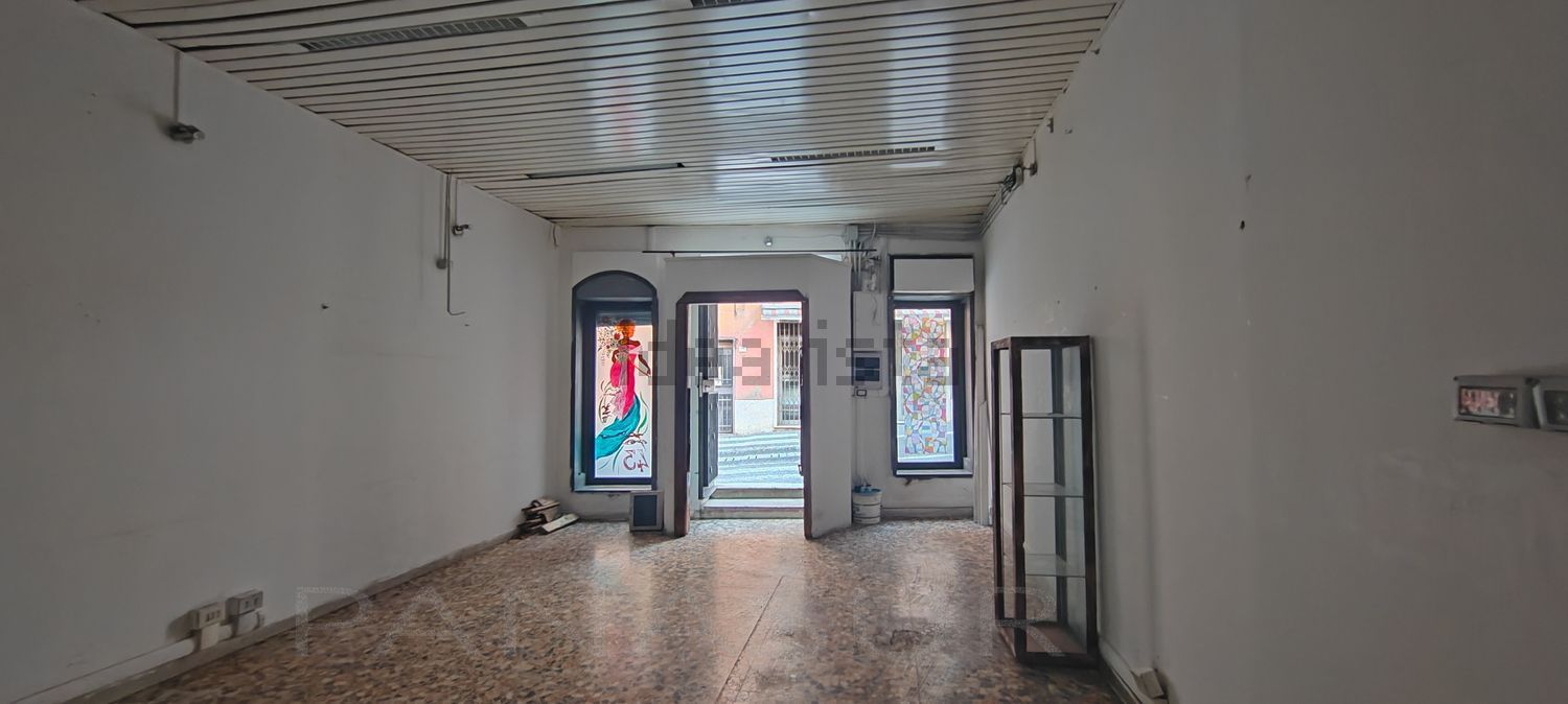 ufficio in vendita ad Ariccia