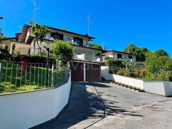 casa indipendente in vendita ad Ariccia