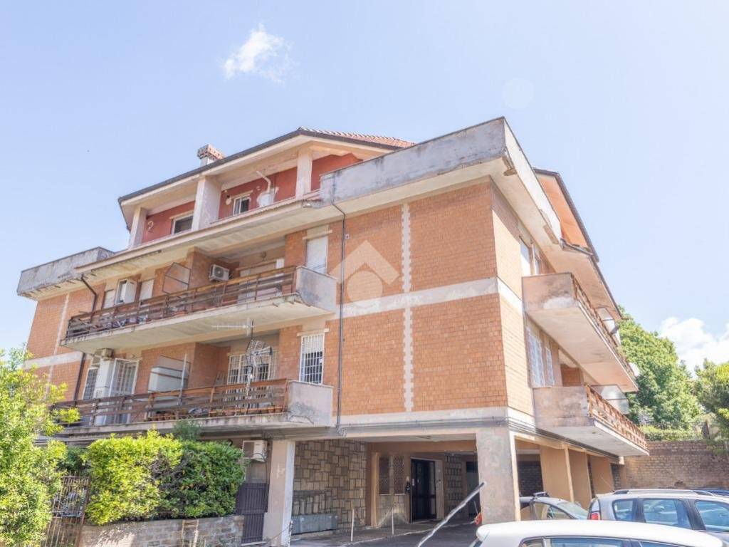 appartamento in vendita ad Ariccia