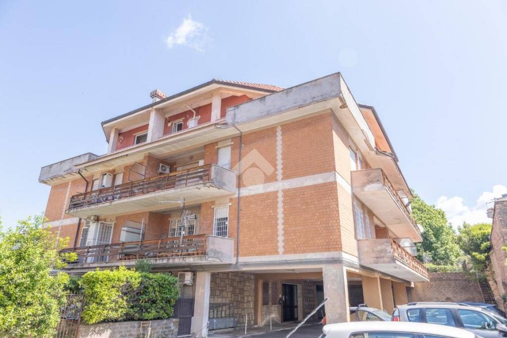 appartamento in vendita ad Ariccia