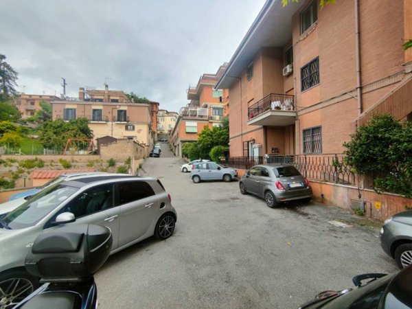 appartamento in vendita ad Ariccia