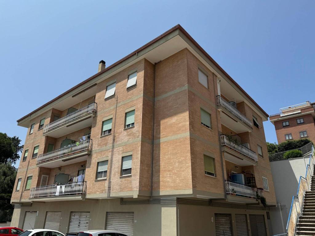 appartamento in vendita ad Ariccia