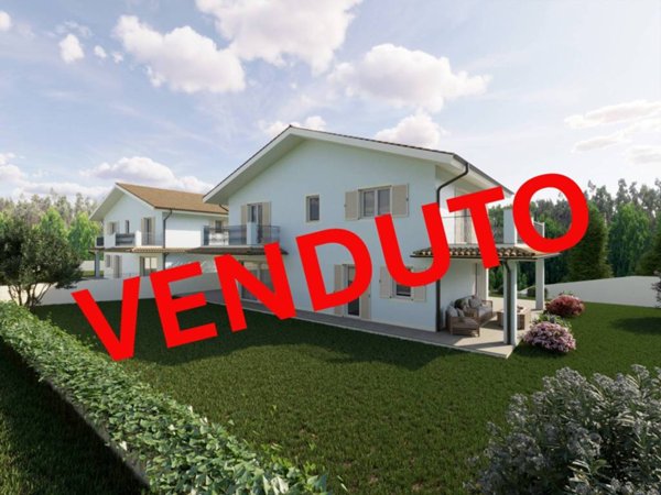 casa indipendente in vendita ad Ariccia