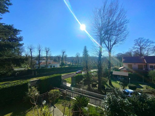 casa indipendente in vendita ad Ariccia