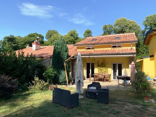 casa indipendente in vendita ad Ariccia