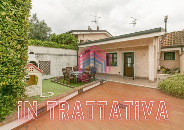 casa indipendente in vendita ad Ariccia