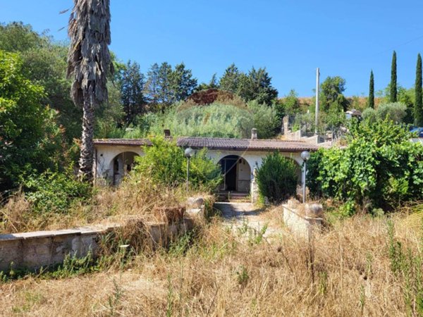 casa indipendente in vendita ad Ariccia