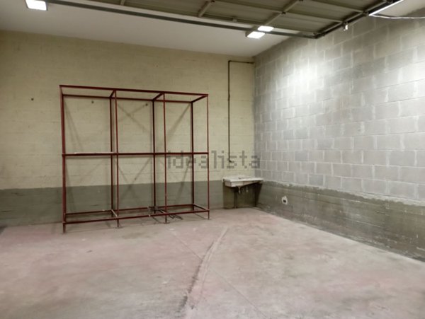 locale di sgombero in vendita ad Ariccia