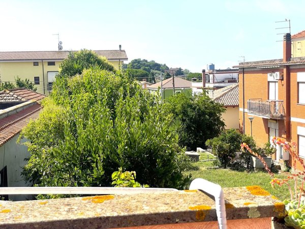casa indipendente in vendita ad Ariccia