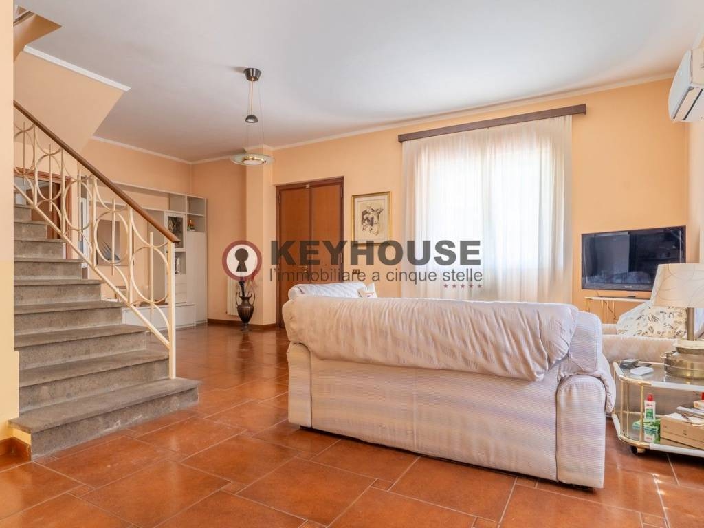 casa indipendente in vendita ad Ariccia