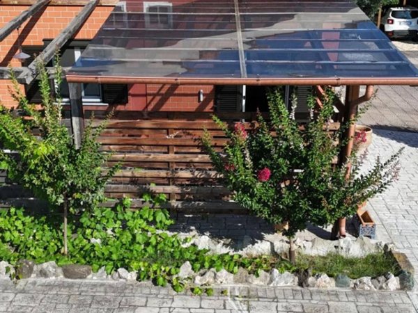 casa indipendente in vendita ad Ariccia