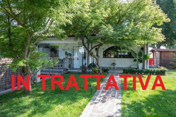 casa indipendente in vendita ad Ariccia