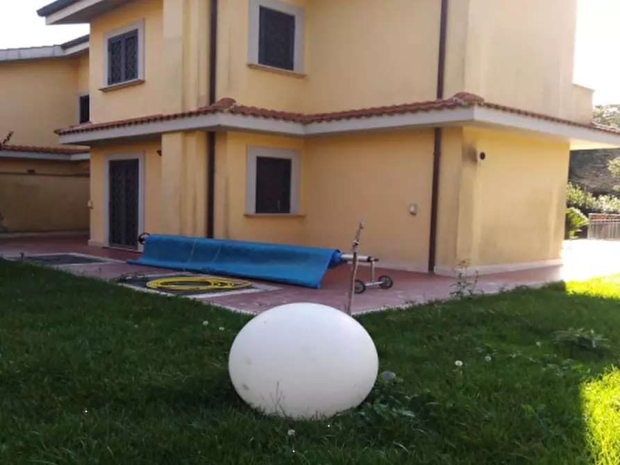 casa indipendente in vendita ad Ariccia