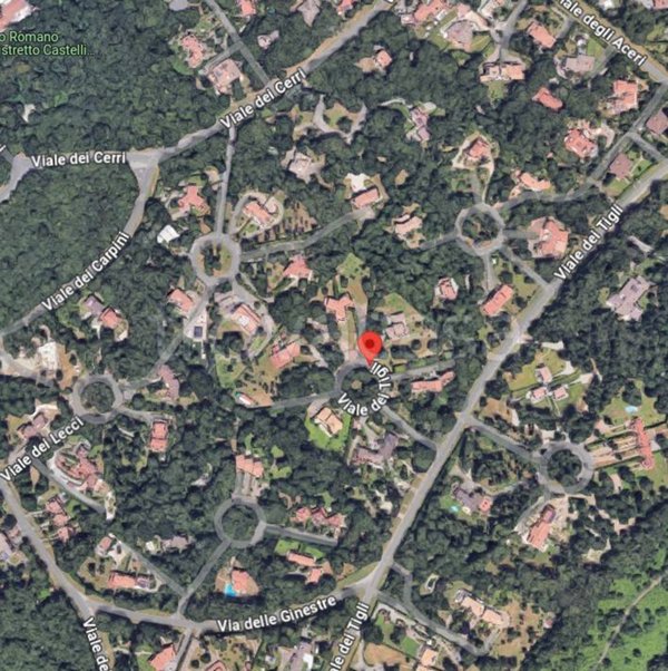 casa indipendente in vendita ad Ariccia