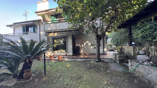 appartamento in vendita ad Ariccia