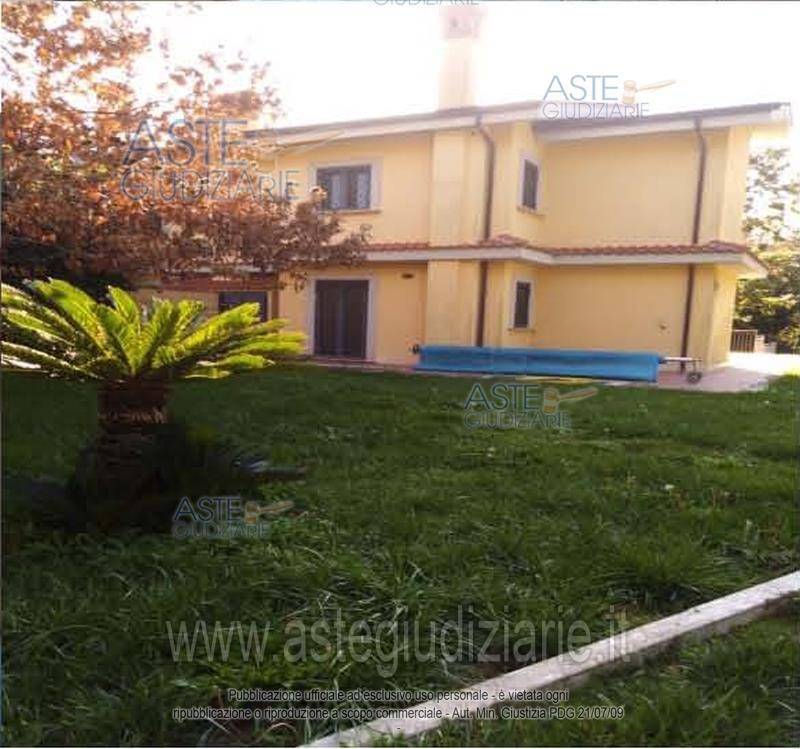 casa indipendente in vendita ad Ariccia