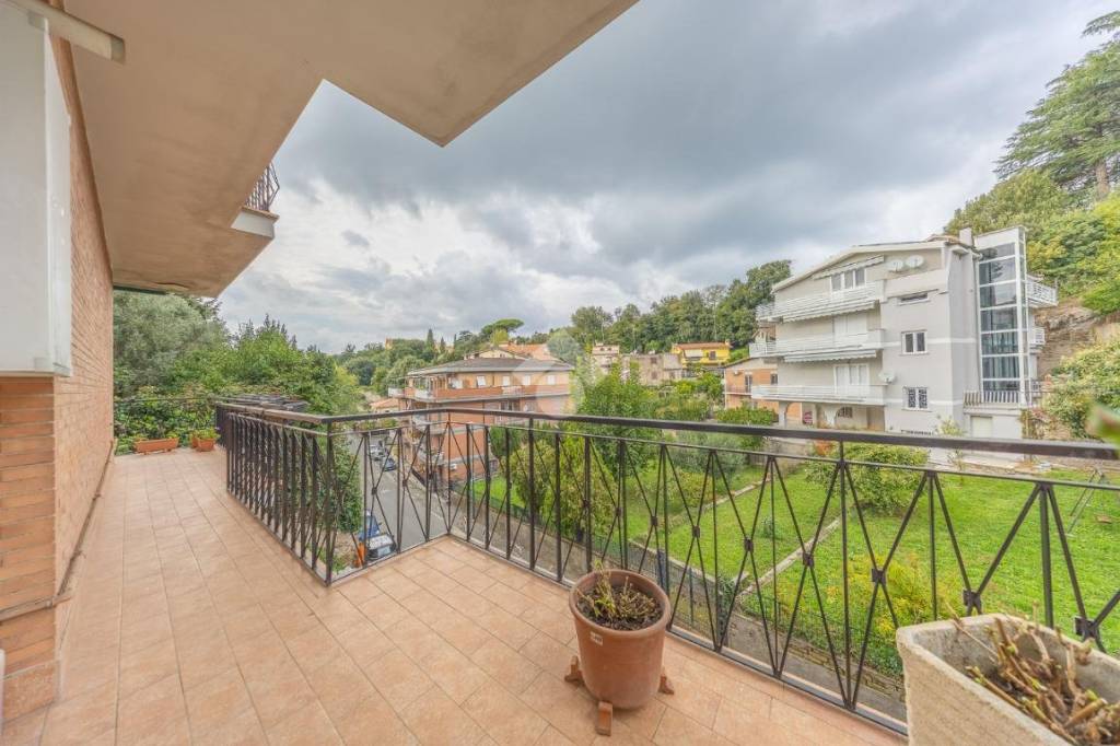 appartamento in vendita ad Ariccia