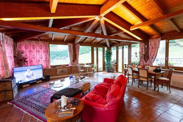 casa indipendente in vendita ad Ariccia