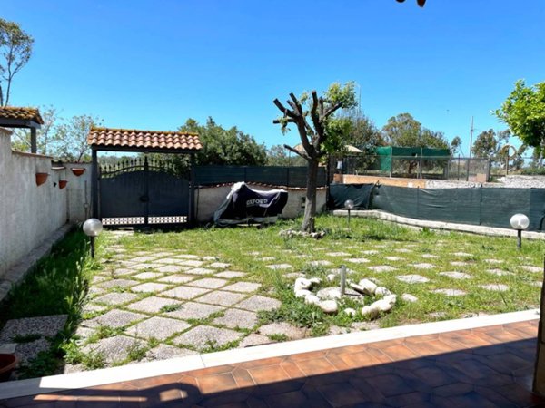 casa indipendente in vendita ad Ariccia