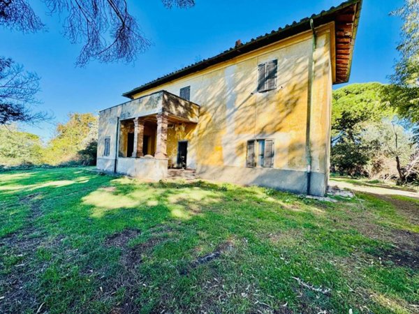 casa indipendente in vendita ad Ariccia