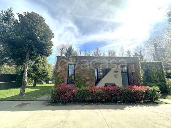 casa indipendente in vendita ad Ariccia