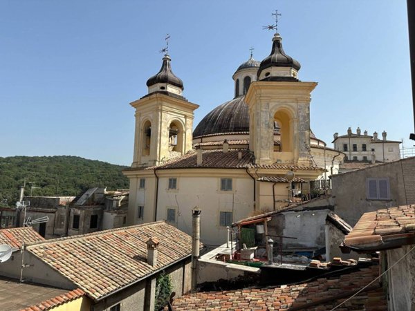 appartamento in vendita ad Ariccia