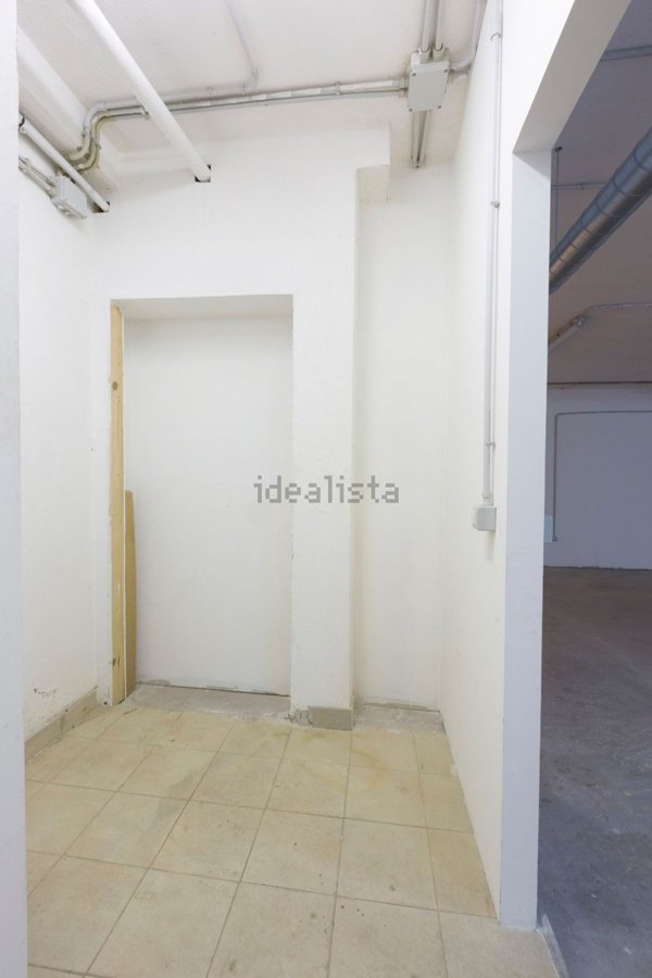 locale di sgombero in vendita ad Ariccia