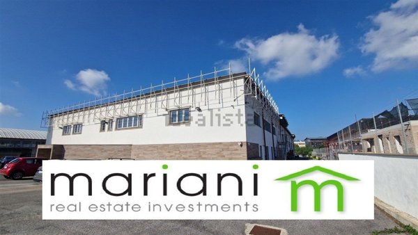 capannone in vendita ad Ariccia