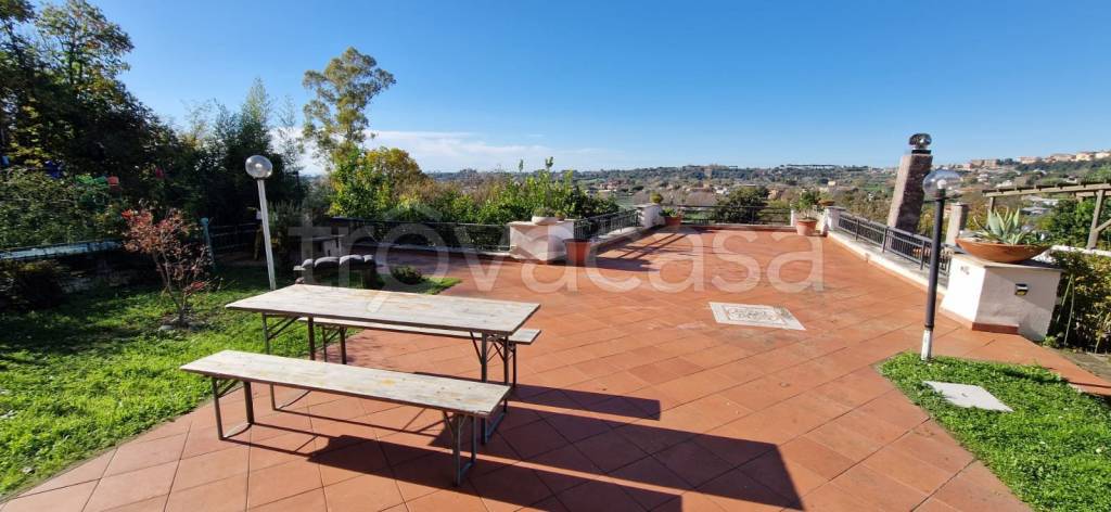 appartamento in vendita ad Ariccia